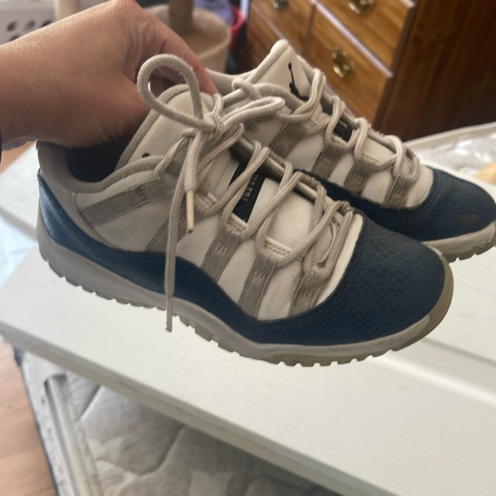 Toddler Jordan sneakers size 13c